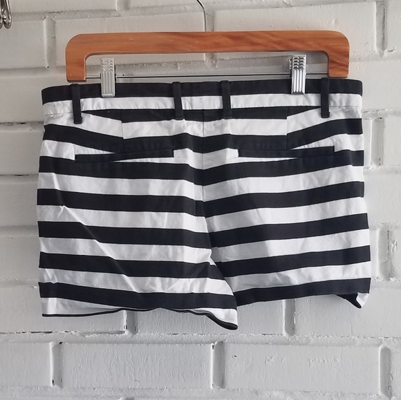 GAP striped shorts - Picture 2 of 3